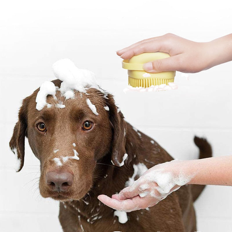 Escova de Banho Massageadora para Pets com Compartimento para Shampoo